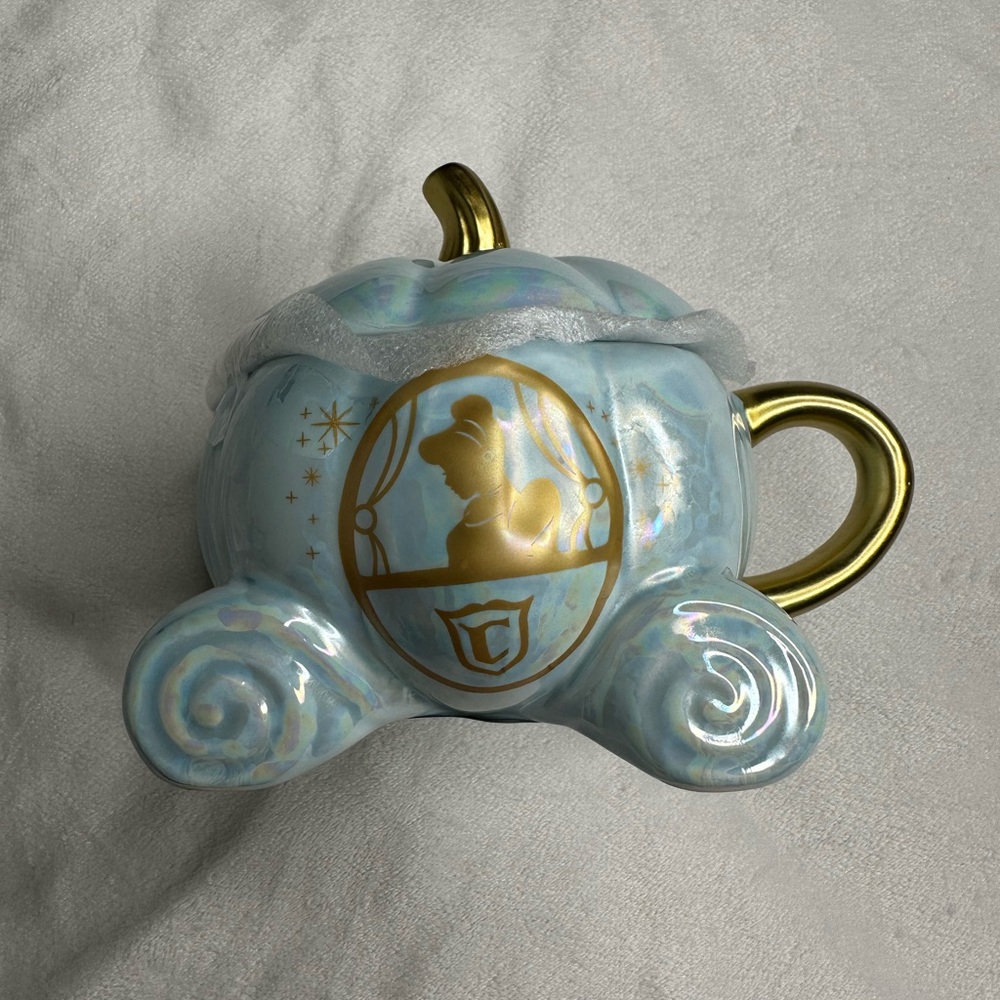 New Disney Princess Cinderella Luminescent Carriage Shaped Ceramic Mug Walt